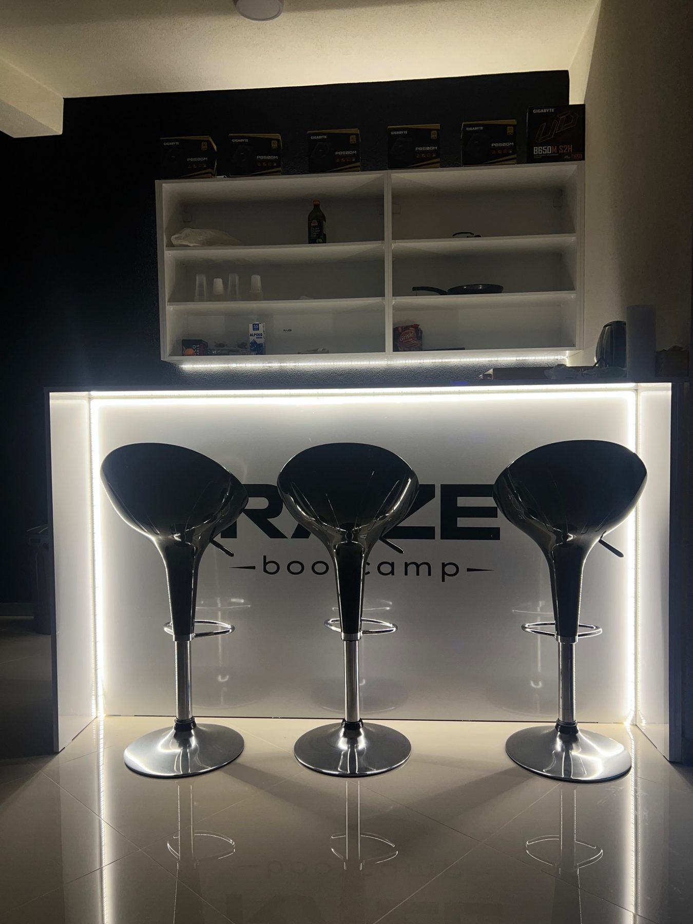 Mini bari RAZE Bootcamp